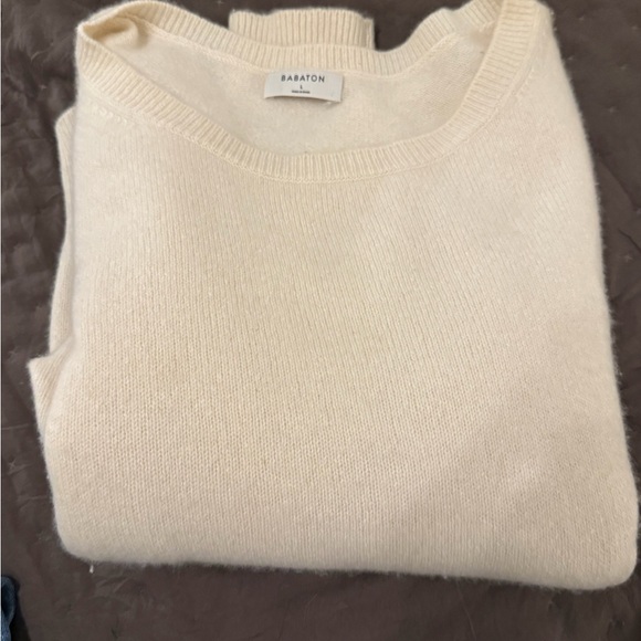 Aritzia Babaton Elegant Cream Cashmere Blend Sweater - Picture 5 of 6